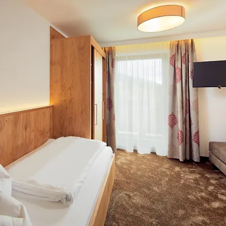Abelhof Hotel 3*