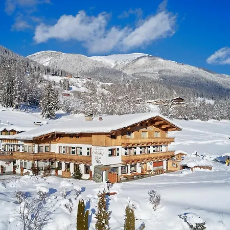 Abelhof Hotel 3*